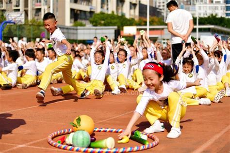江西赣州：乐享体育运动-人民图片网
