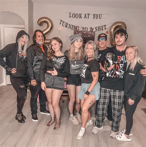 Shannon Weaver🦋 | What a fun night celebrating Allies birthday! Love you Allie ️ | Instagram