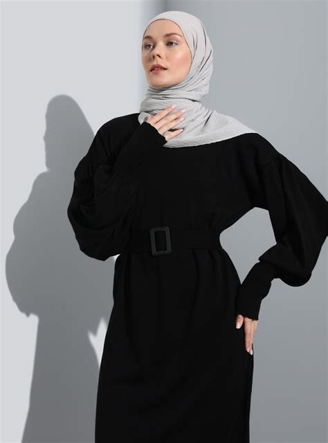 Black - Knit Dresses