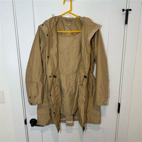LL Bean Women's H2OFF Raincoat, PrimaLoft-Lined. Waterproof, Casual ...