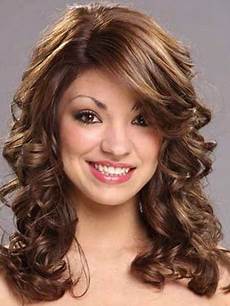 Hairstyles Medium Length Curly Hair by Medium Length Layered Curly Hairstyles Hairstyles Medium Length Curly Hair