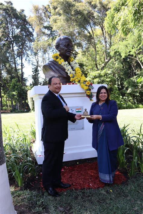 MoS Lekhi interacts with Indian community in Guatemala