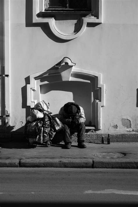 Homeless People Photography 的图像结果