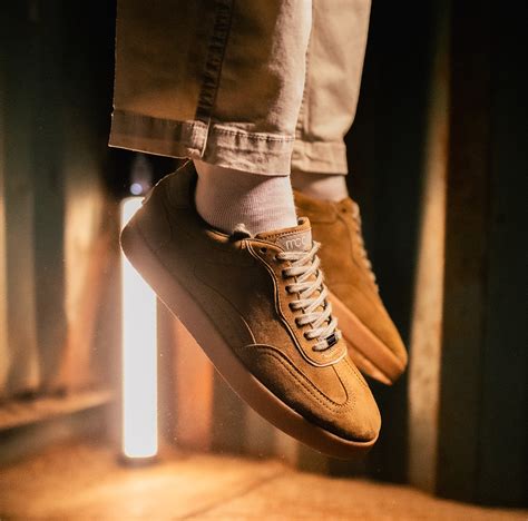Discover Your Fashion Footwear Destination – Where Trendy Meets Fancy!