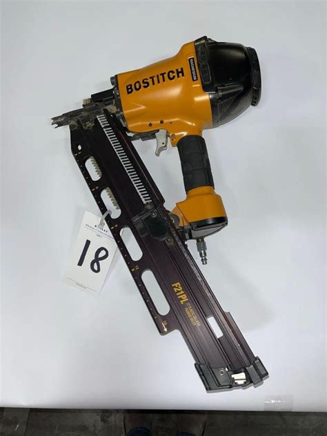 Bostitch F21PL 21" Framing Nailer