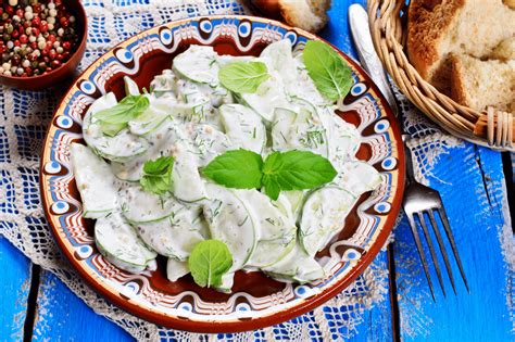 Delectable Cucumber and Yogurt Salad : r/saladrecipesyum