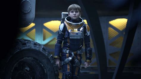 REVIEW: Lost in Space - Season 1, Episode 10 "Danger, Will Robinson ...