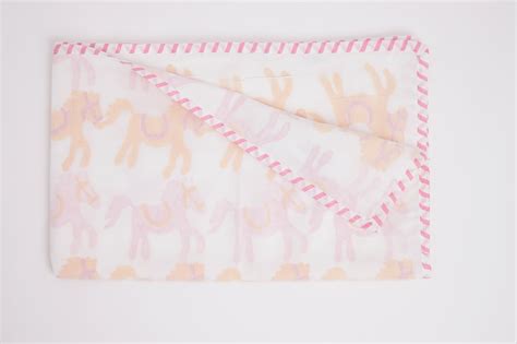 Masaya Dohar- I am going to the circus - Pink – The Mom Store