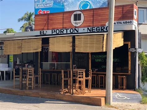 CARNITAS EL PORTON NEGRO, Manzanillo - Restaurant Reviews, Phone Number ...