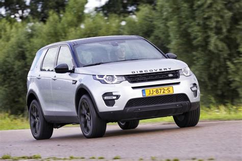 Land Rover Discovery Sport Autotest - AutoWeek