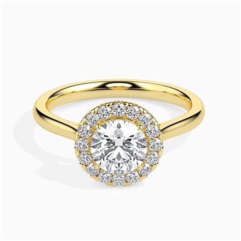 Radiant Grandeur Circular Lab Grown Diamond Solitaire Ring – Zavya