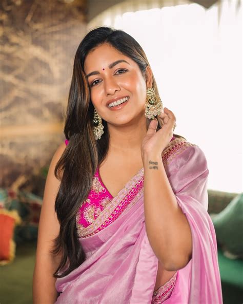 DIYA SAREE WITH EMBROIDERED BLOUSE | Issi Dutta – Issa Studio