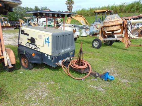 24-1529/ 2006 Sullair Model: 185DPQ-PERK, 185 CFM, Trailer mounted air ...