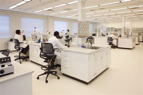 Life Sciences Labs & Offices - HudsonAlpha Commercialization Support