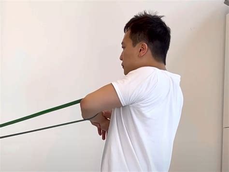 Scapula Stretching 的图像结果