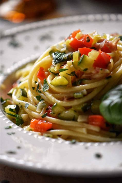 Spaghetti Pasta Recipe with Veggies - She Loves Biscotti