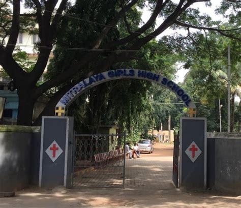 Mitralaya Girls High School in Mission Road,Bangalore - Best Girls ...