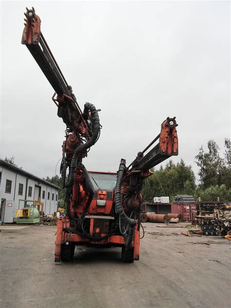 Подземная буровая установка Sandvik Tamrok Para 360-60 купить б/у в ...