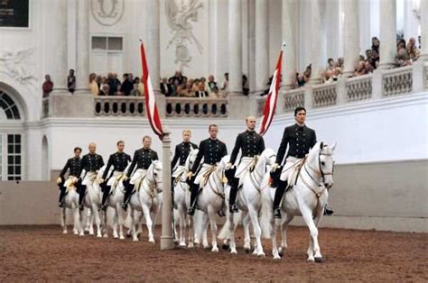 Spanish Riding School (Spanische Reitschule), Vienna - TimesTravel
