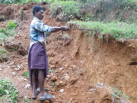 Kerala monsoon: Landslides, cave-ins in a Western Ghats district raise ...