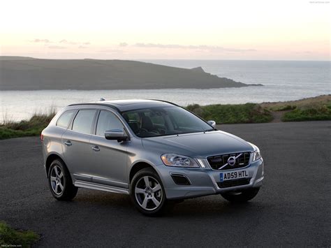 Volvo XC60 R-Design (2010) - pictures, information & specs