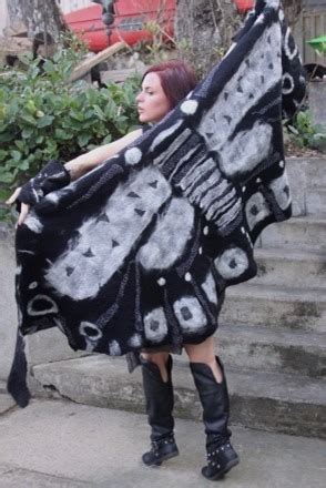 Local Designer Clothes 的图像结果