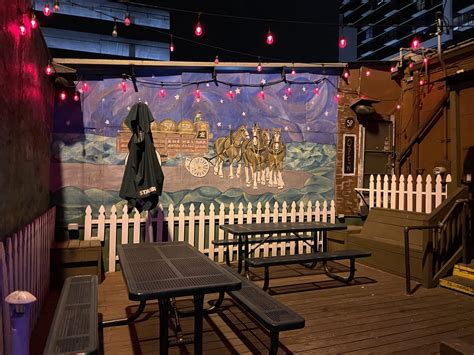 Five Paces Inn - Scoundrel's Field Guide