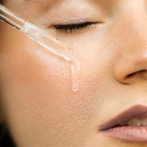 Pore Minimizing Serum: 10% Niacinamide & Calendula - Kass