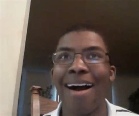 Memes Animation Crush Song 的图像结果