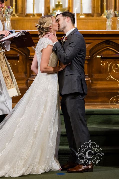 Woodbury Central Park Wedding Photos | Emily + Dustin