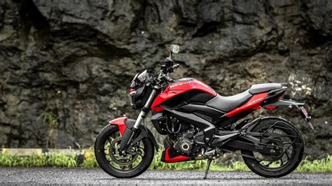Обзор на мотоцикл Bajaj Dominar 250 | Юниверсал Моторс | Дзен