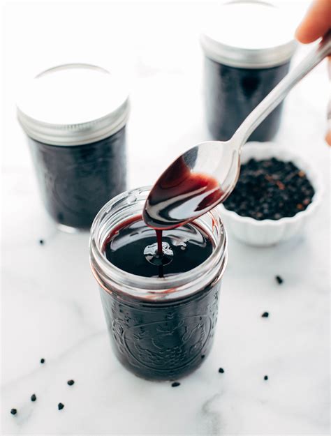 HOW TO MAKE ELDERBERRY SYRUP - Taste of Yummy
