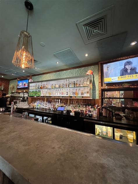 The Best Booze around Boston! Drafts, Wines, and Cocktail Sources ...