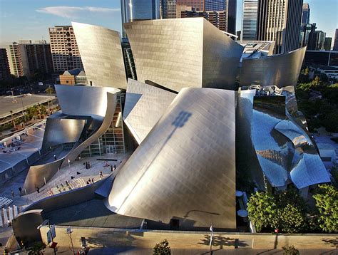 Groundbreaking architect Frank Gehry's famous buildings, in photos