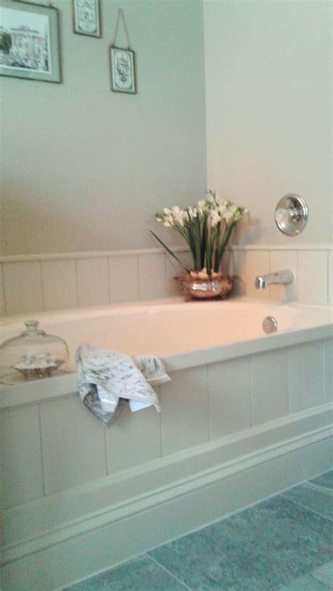 Bathroom Decor Ideas Around Tub - Berryhouzz