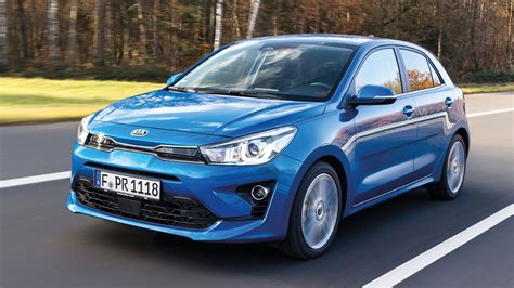 10 Modern Hatchbacks With Amazing Fuel Economy