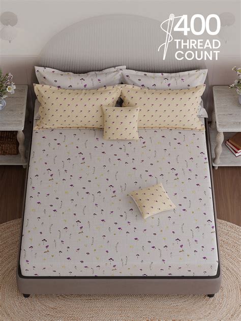 100% Cotton King Bedsheet Set with 4 Pillow Covers & 2 Cushion Covers ...