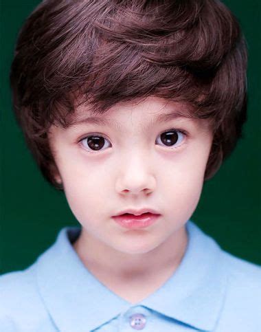 韩版小男孩发型图片 最新小男孩的发型图片(4)_发型师姐