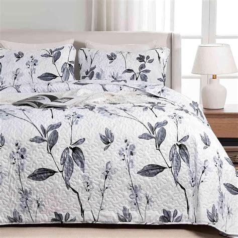Amazon.com: Nanko Quilt Set Queen Full Size 3 Pcs, White and Grey ...
