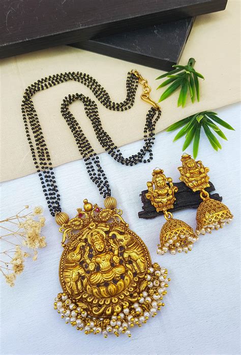 Premium Gold Plated Laxmi Necklace set with Crystal mala 10414N-1 – Griiham