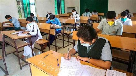 CISCE to declare ICSE Class 10th result today @cisce.org - India Today