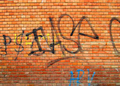 Graffiti Brick Wall Texture (JPG) | OnlyGFX.com