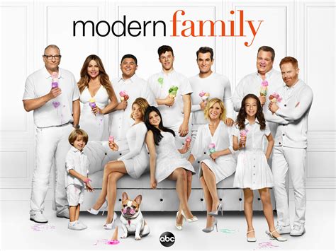 Watch Modern Family Season 10 | Prime Video