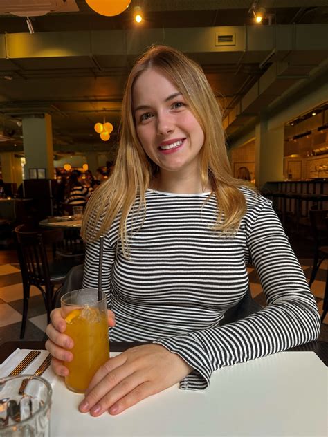 Beth Eleanor (@bethfiit) • Instagram photos and videos