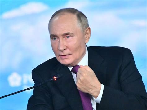Russia Remains Resilient, Sanctions and Proxy Wars Won't Work: Expert ...