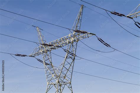 Overhead Power Line 的图像结果