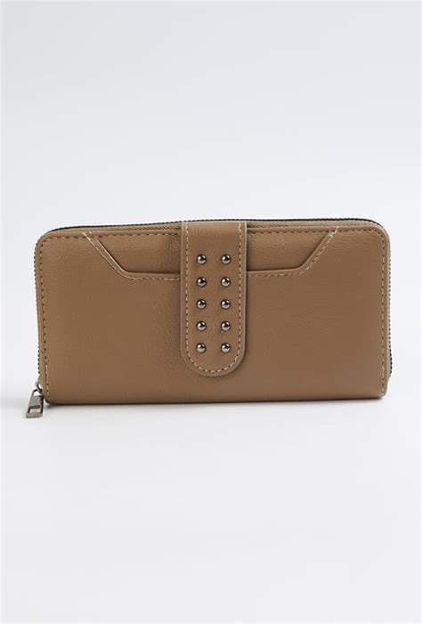 Wallet for Women - Buy Women Wallet Online in India | Max Fashion