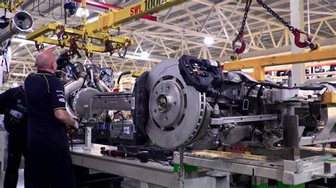 阿斯顿马丁DB11生产工厂|行业新闻|车企动态|100万以上跑车_新浪新闻
