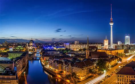 Berlin Capital Of Germany At Night Wallpaper