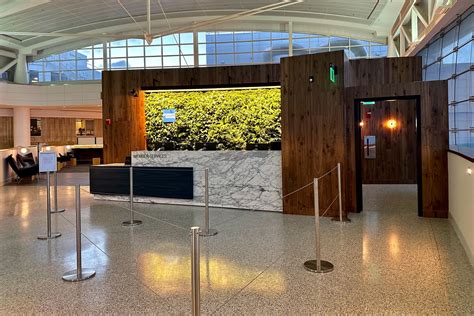 Inside Amex's gorgeous new Centurion Lounge in Seattle — a massive ...